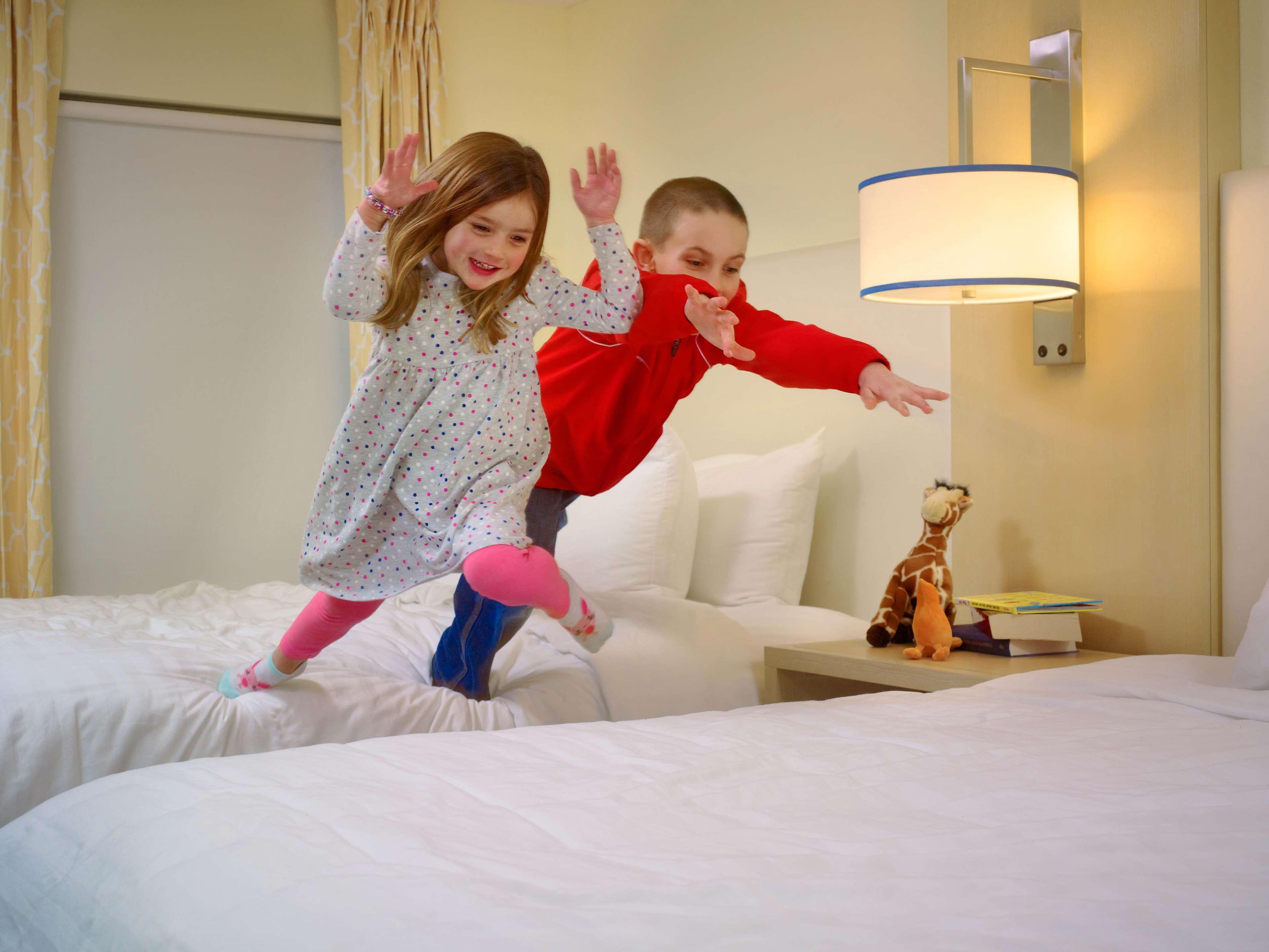 Sonesta ES Suites Somerset Eksteriør bilde